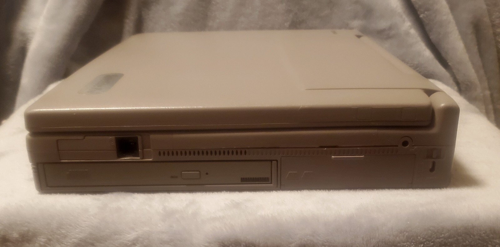Toshiba Satellite Pro 490CDT Pentium II Windows XP + Battery & Power Adapter