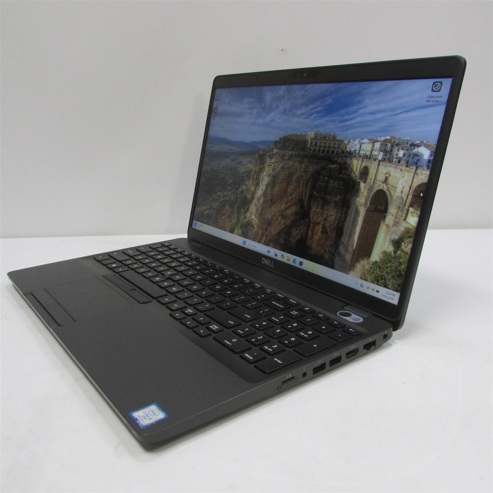 Dell Latitude 5500 i5-8365U 1.6GHz 8GB RAM 256GB m.2 15.6″ Win 11 Pro COSM DMG