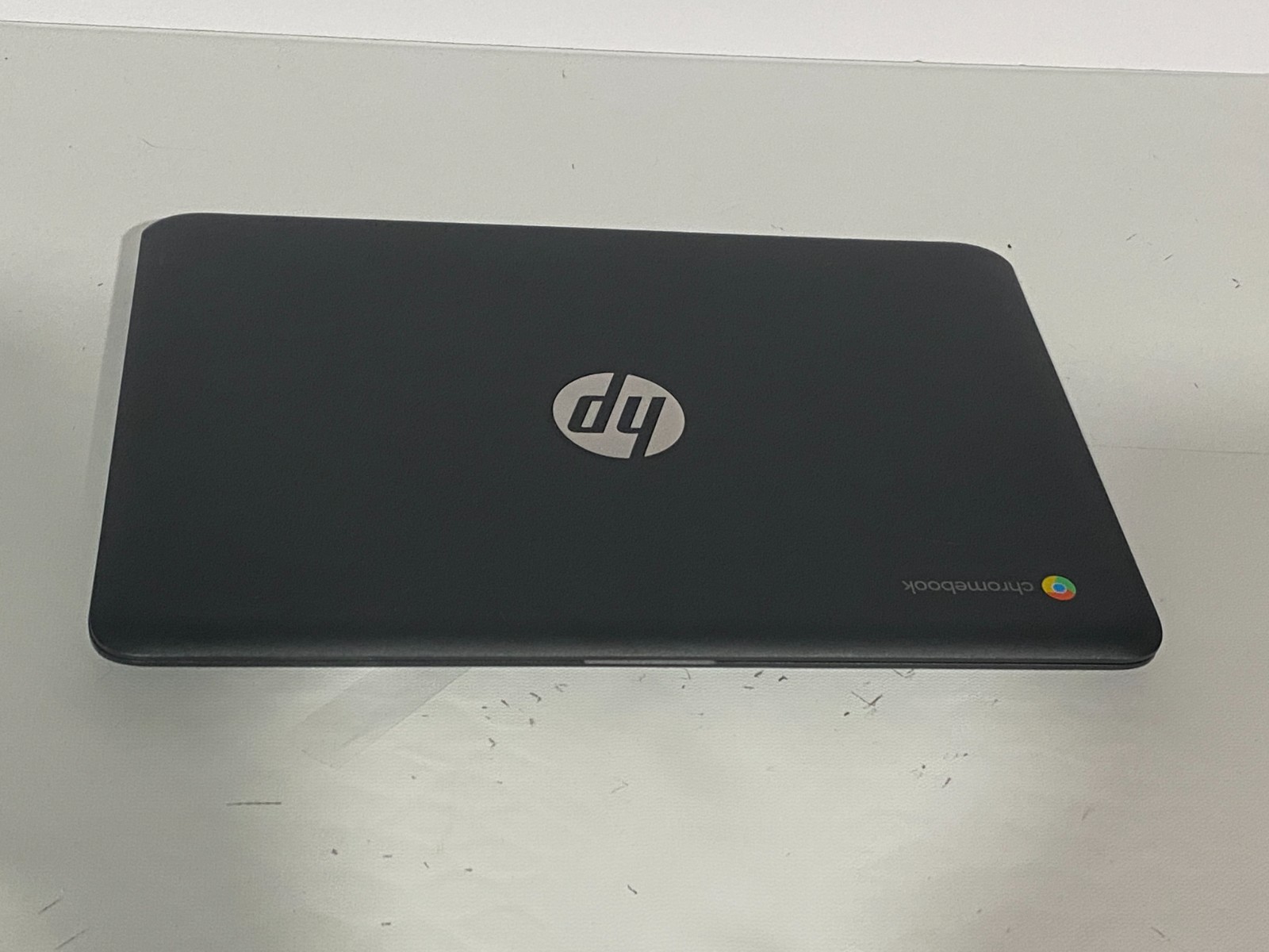HP Chromebook 11a-nb0013dx 11.6 inch (32GB, Intel Celeron, 1.10GHz, 4GB)