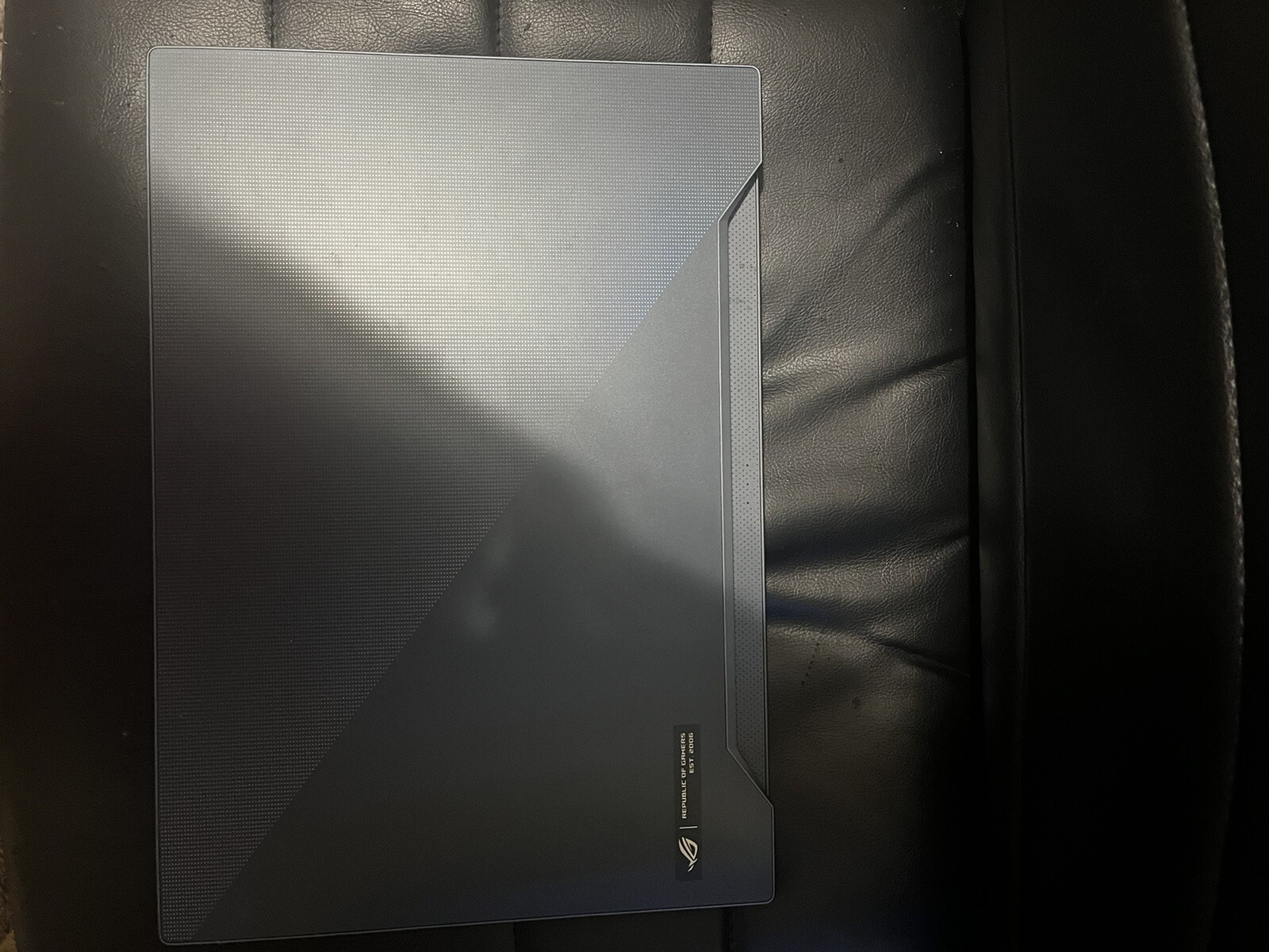 ASUS ROG ZEPHYRUS M15 144 Htz GAMING LAPTOP 1660Ti i7-10750H 16GB RAM 512G