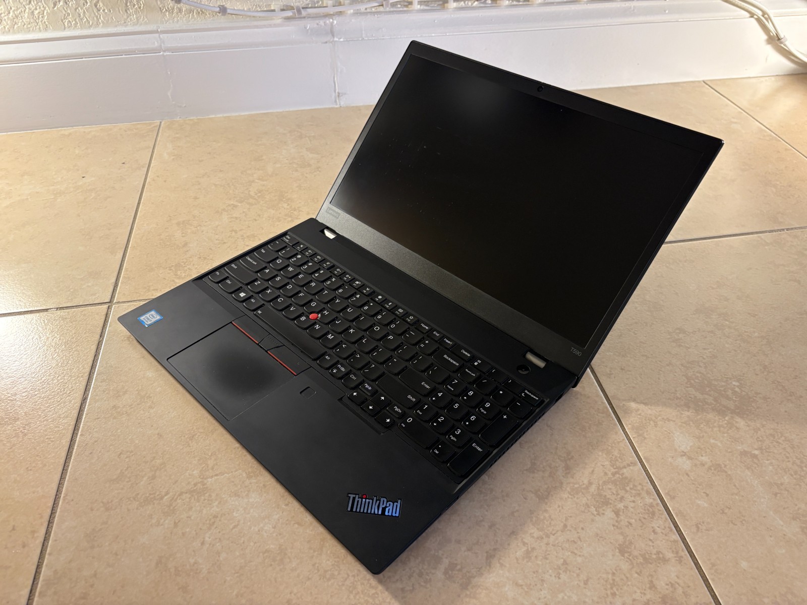 Lenovo ThinkPad T590 i7-8565U 16GB RAM 512GB SSD Windows 11 Pro 15.6″ Laptop