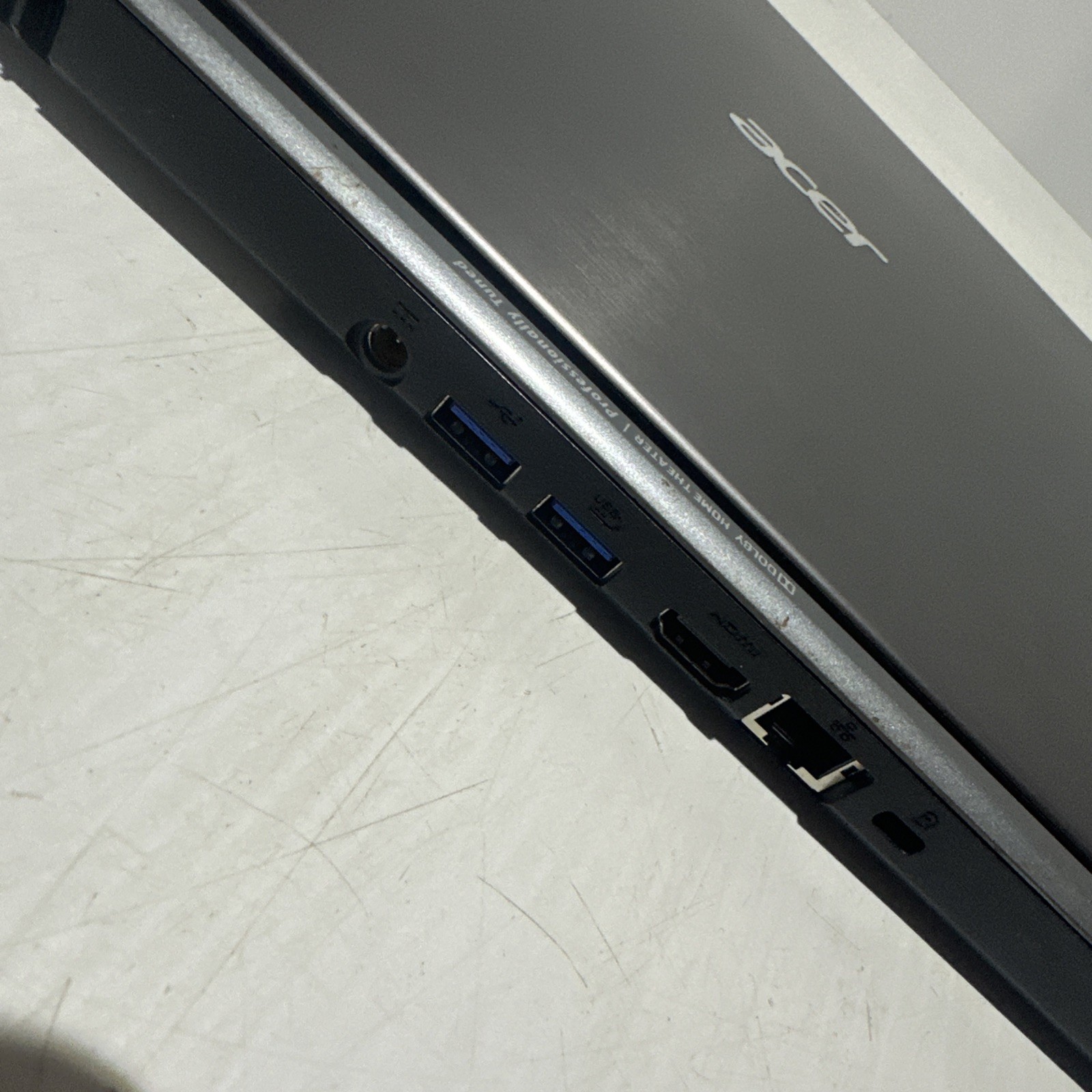 Acer Aspire M5-481T 15″ Laptop i3-3227U 4gb Ram No Drives Boots Bios No P/S