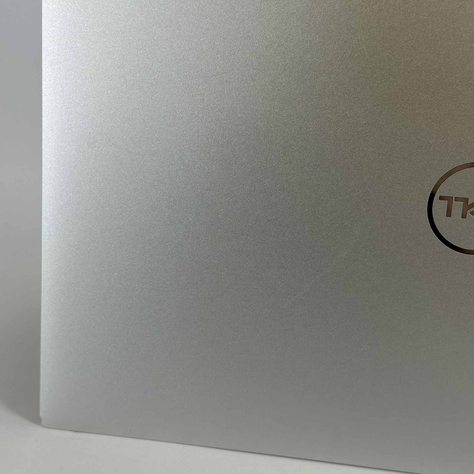 Dell XPS 15 9520 FHD+ 2.3GHz i7-12700H 32GB 512GB SSD NVIDIA RTX 3050 FRAME GAP