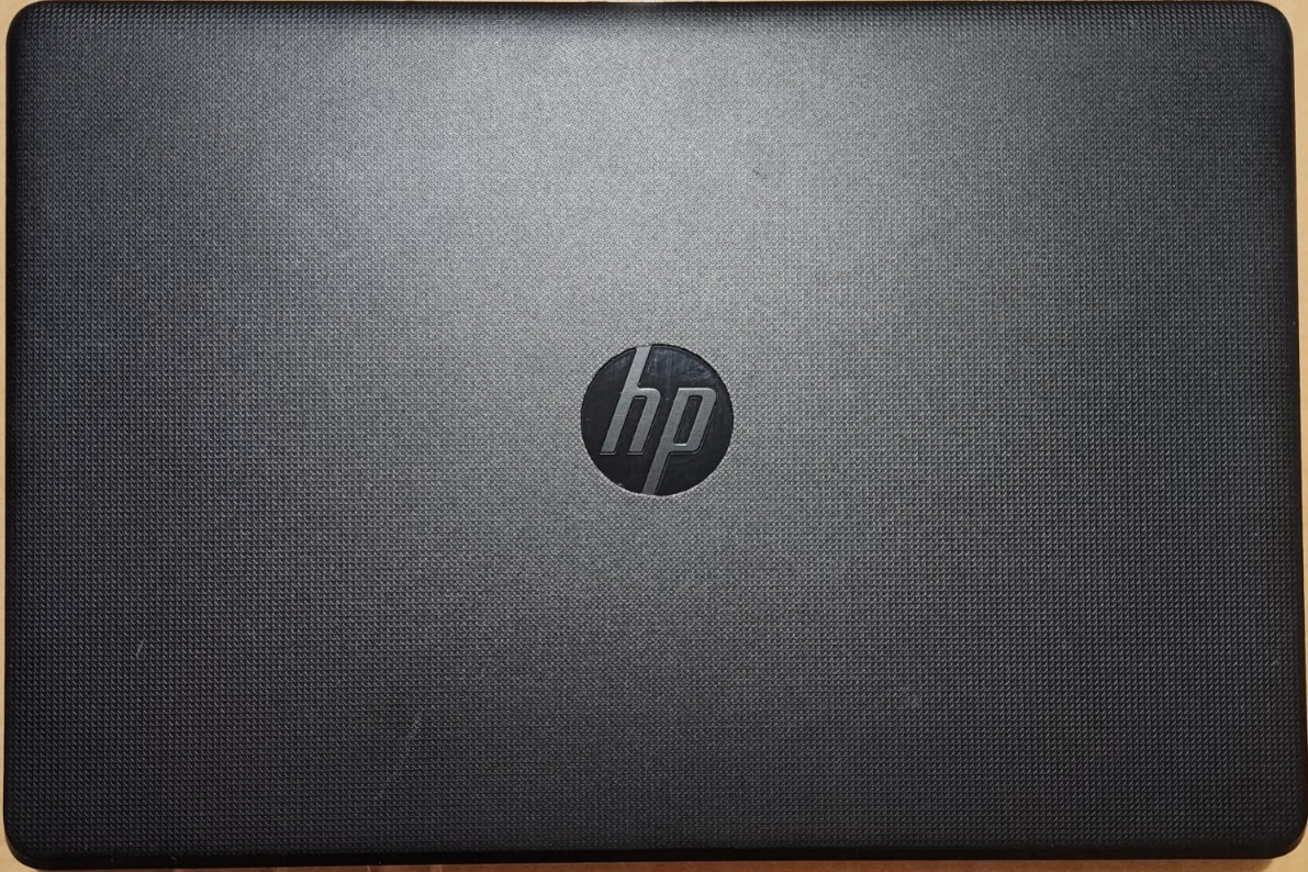 HP 15 bs212wm laptop notebook windows 10 with windows 11 upgrade showing