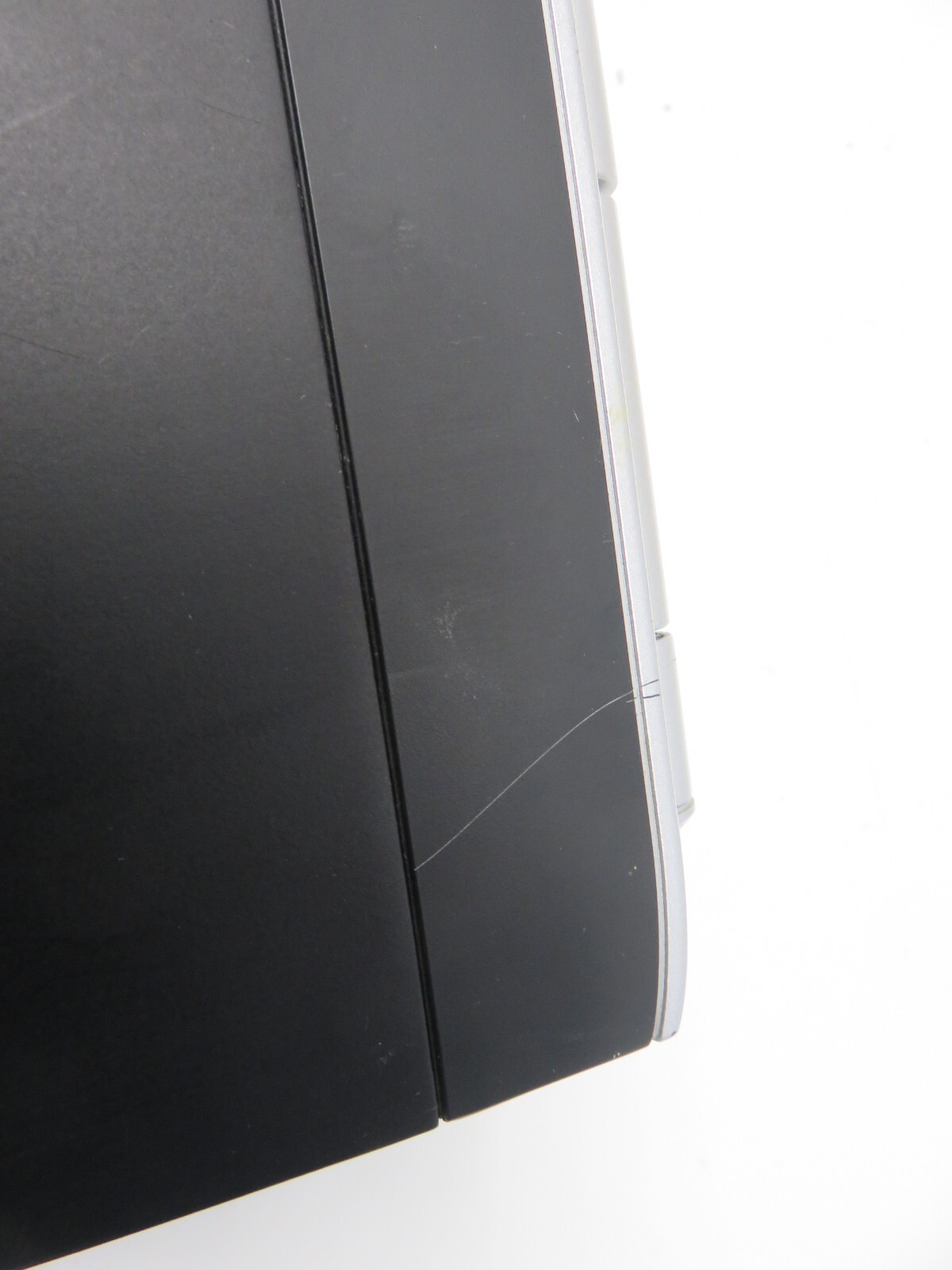 Dell Inspiron 1520 Intel Core 2 Duo 06FD 1.66GHz 2 GB NO HDD No Batt