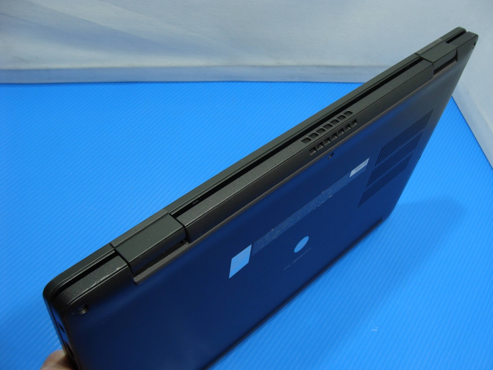Dell Latitude 7520 15.6″FHD TOUCH core i7-1185G7 3GHz 32GB 1TB SSD +Charger