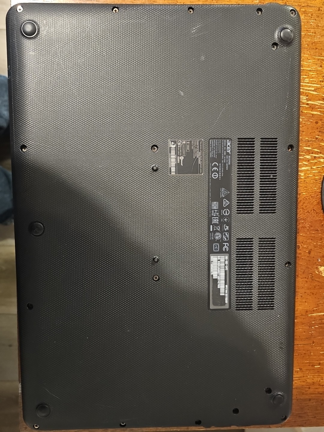 Acer N15Q9 Laptop With Charger Works/For Parts