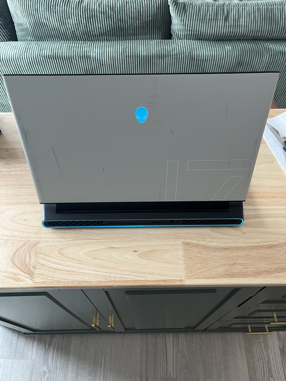 Alienware m17 Gaming Laptop