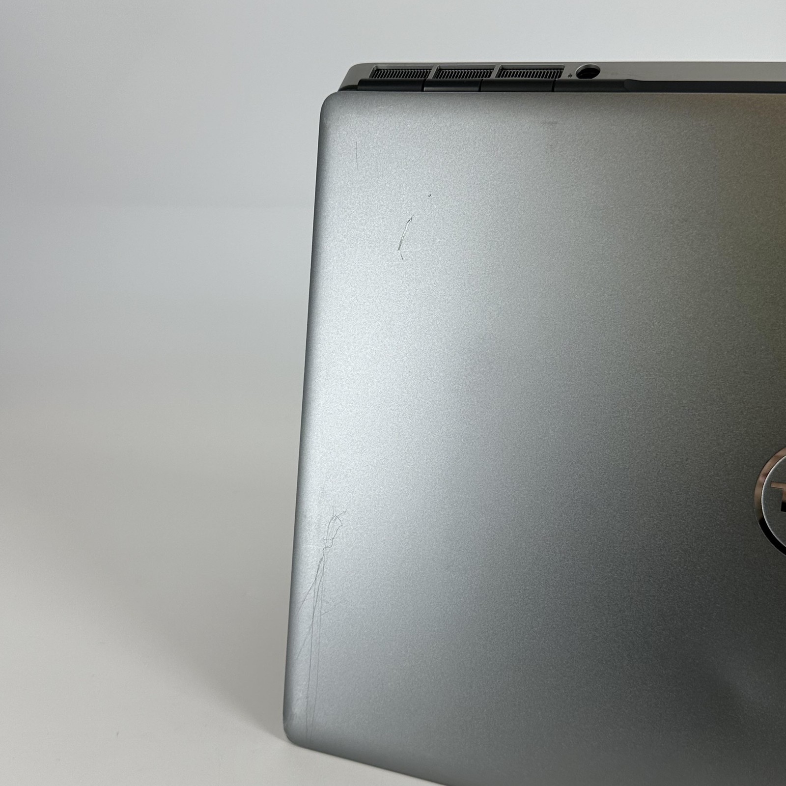 Dell Precision 7560 15.6 FHD i9-11950H 2.60GHz 32GB 1TB SSD RTX A2000 Good