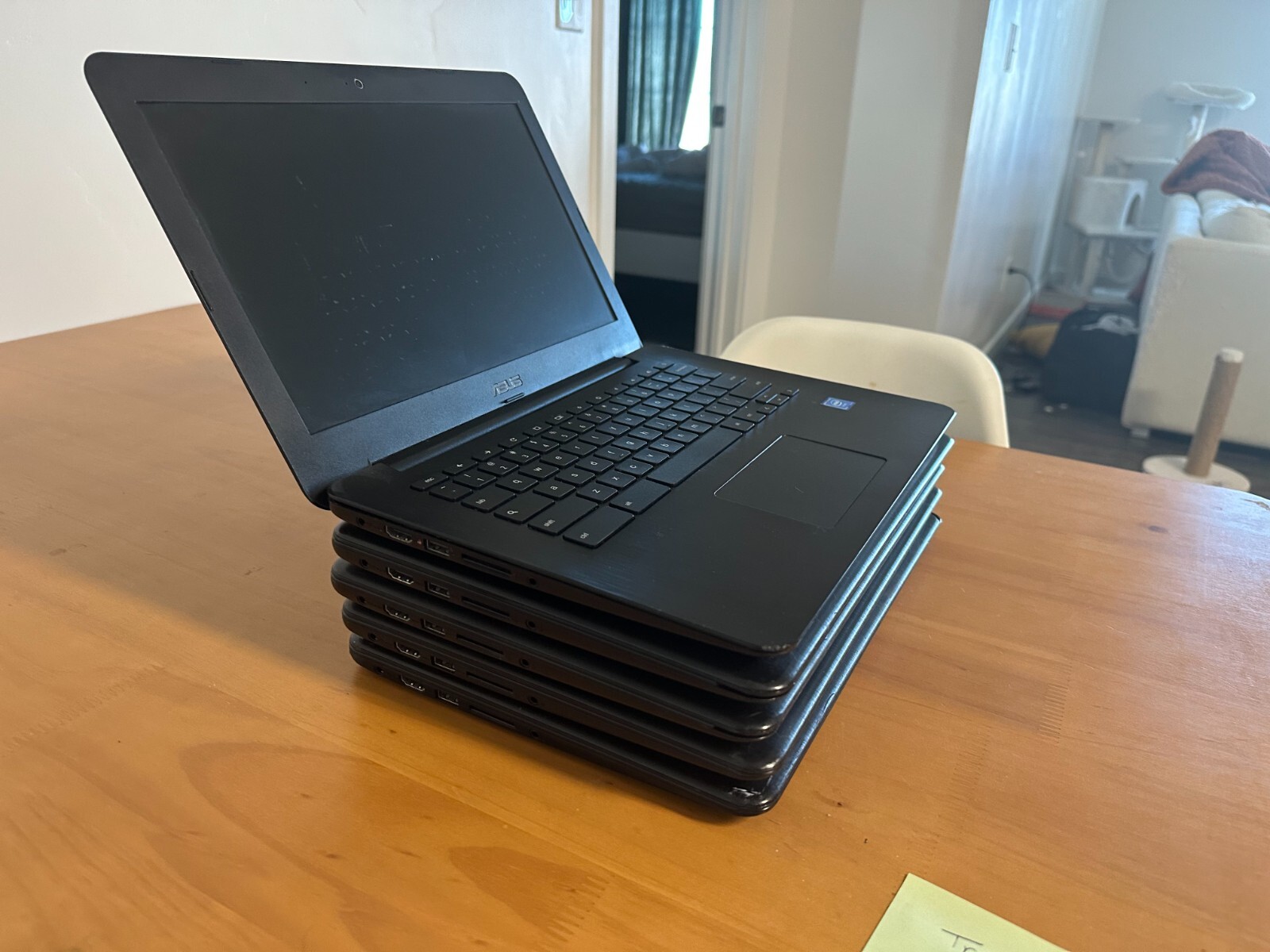 ASUS Chromebook C300M Notebook PC