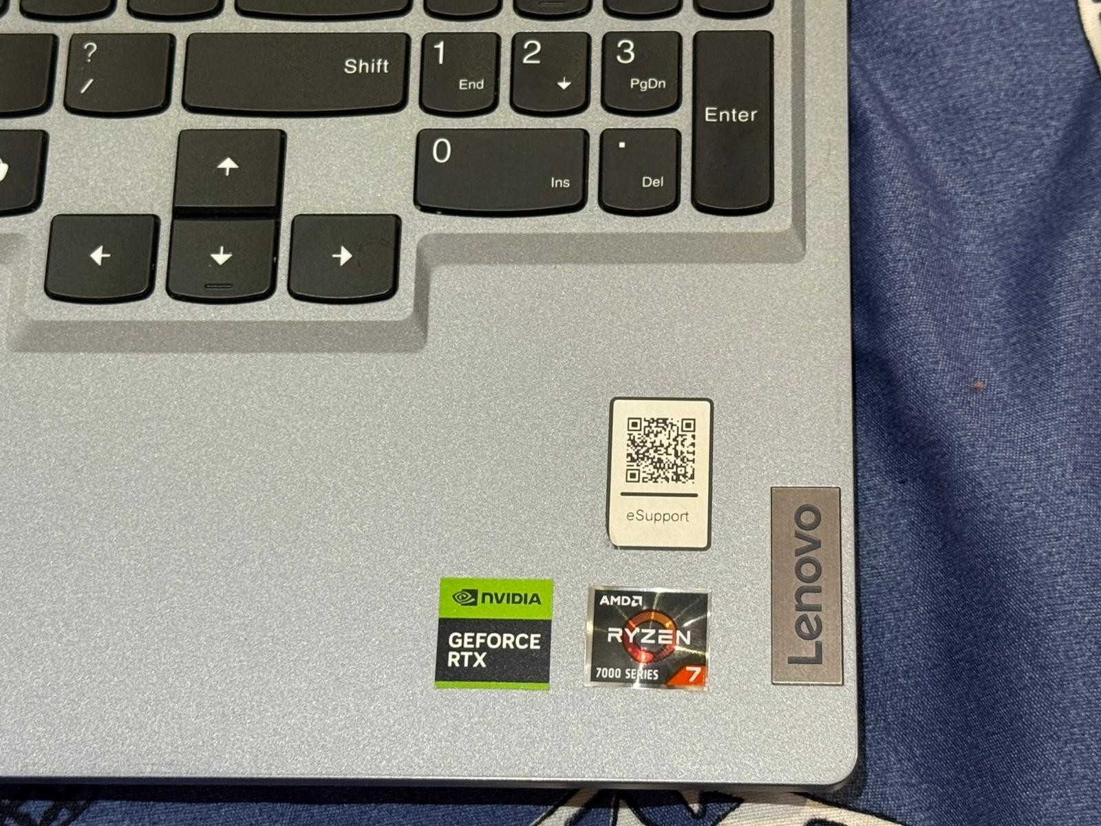 Lenovo LOQ 15.6″ FHD 144Hz AMD Ryzen 7-7435HS 24GB 512GB RTX4050 Gaming Laptop