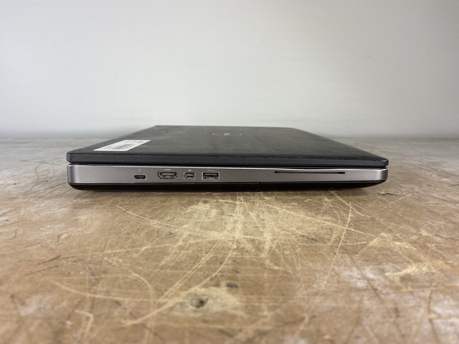 DELL PRECISION 7520 i7-7820HQ @ 2.90GHz, 8GB RAM, NO HDD/OS