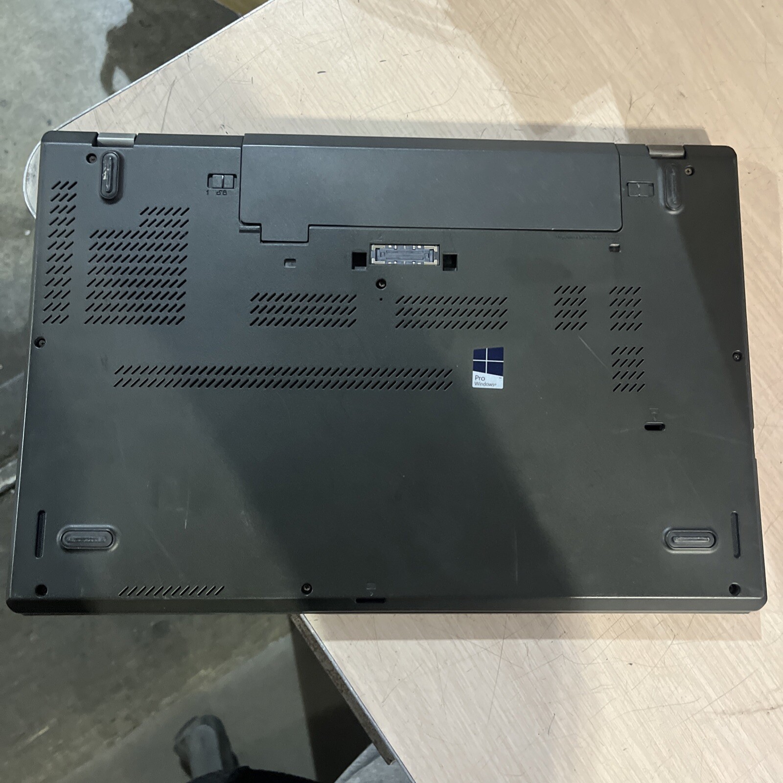 LENOVO THINKPAD T560 INTEL CORE I5-6300U 2.40GHZ 4GB RAM NO HD