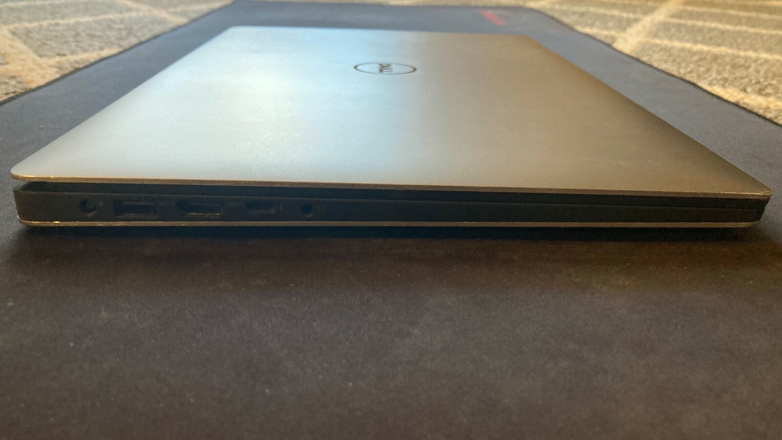 Dell Precision 5520 Intel Core i7-7820HQ 16GB RAM 256 GB SSD NVIDIA M1200