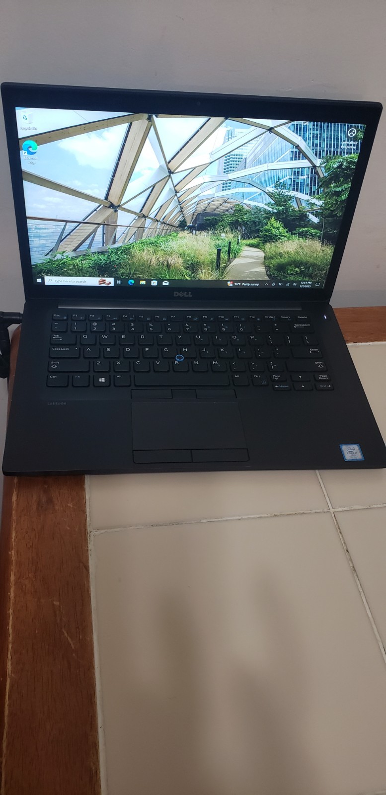 Dell E7480 Intel i5 2.0 GHz 256 SSD 8 GB Ram Webcam Backlite KB