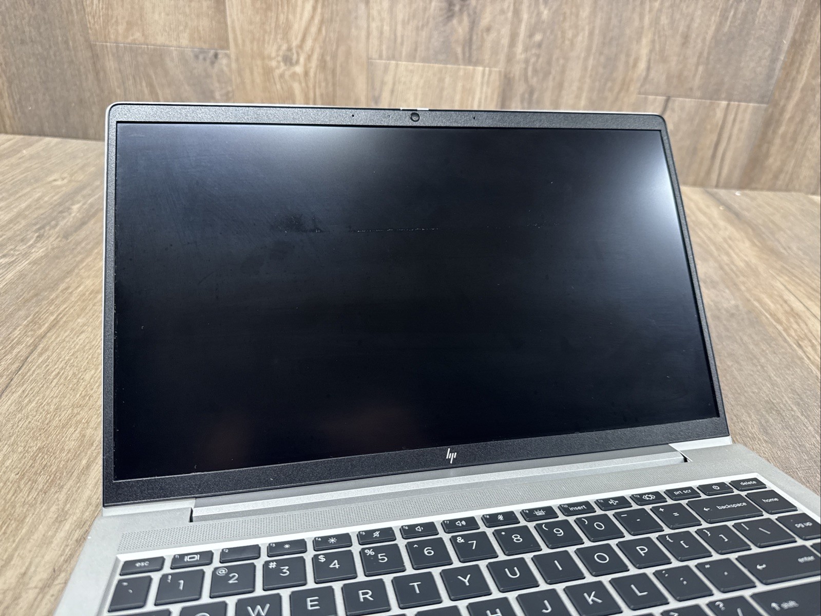 HP EliteBook 645 G10 AMD Ryzen 5 PRO 7530U/16GB RAM/256GB SSD