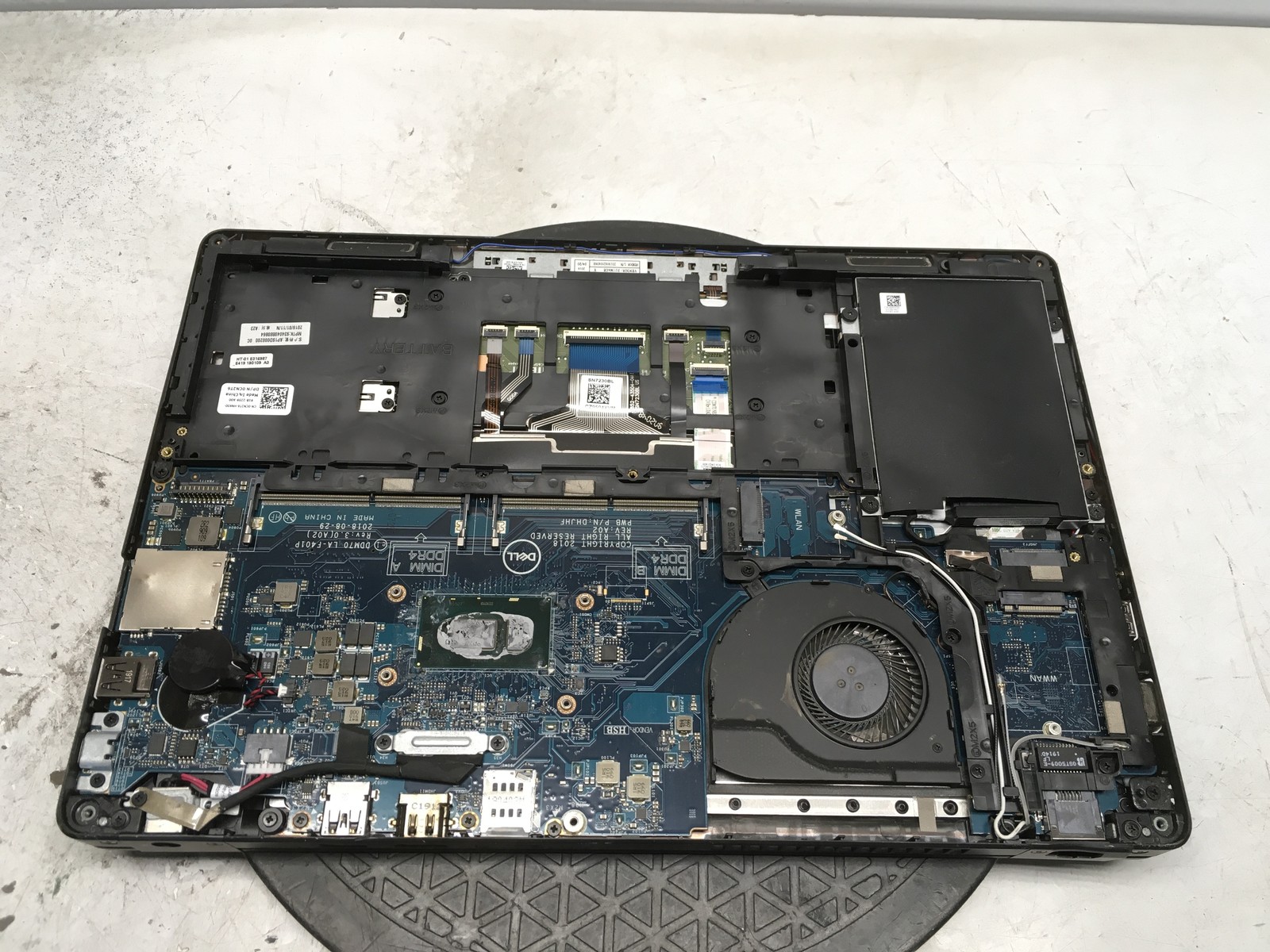 Dell Latitude 5490 Intel i5 8th gen No RAM NO HDD No Batt
