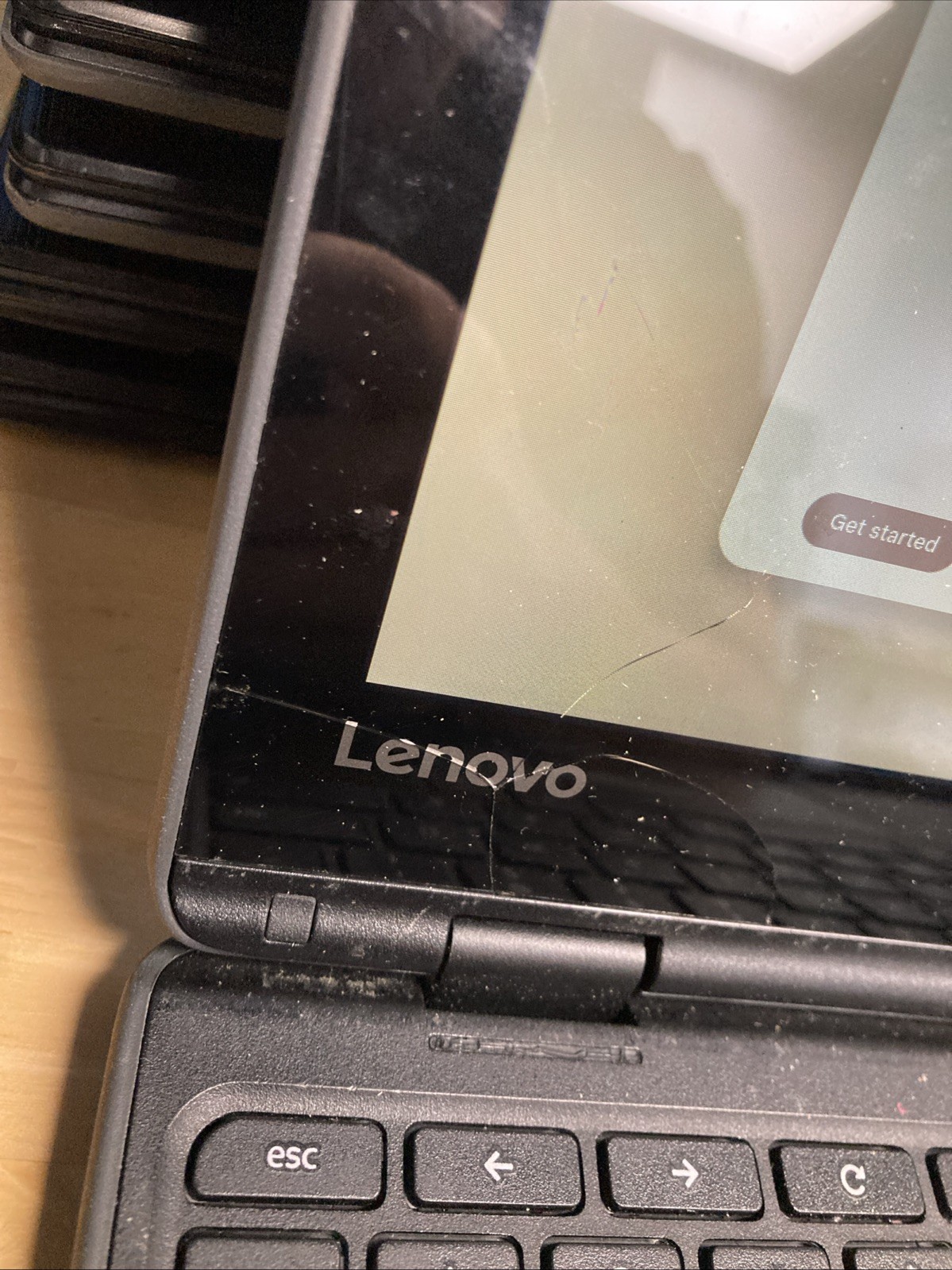 Lenovo 300e Touchscreen Chromebook 11.6″ 4GB 32gb SSD *SEE PHOTOS/DESCRIP.*