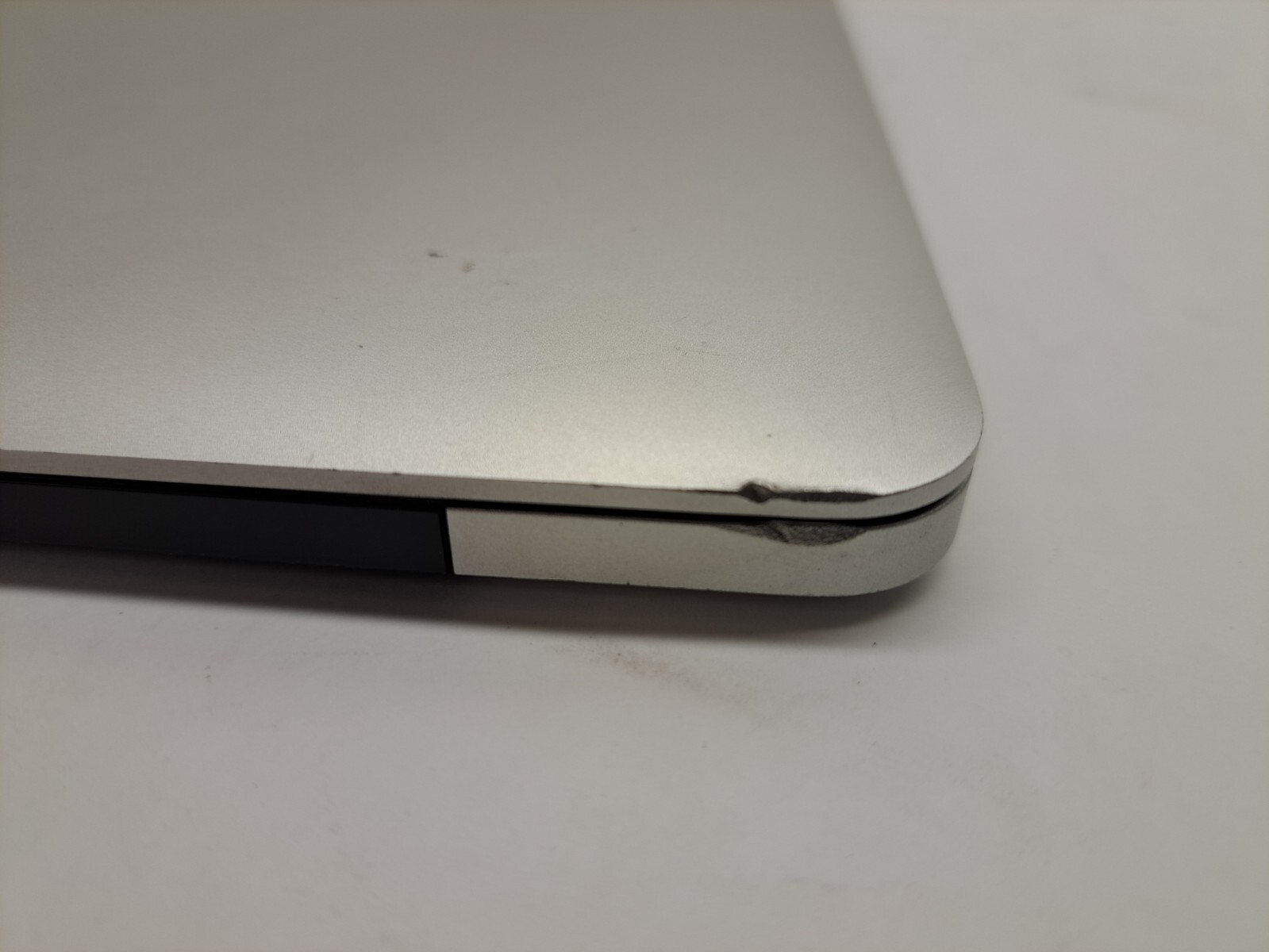 Apple MacBook Pro 15 Late 2013 i7/8GB RAM/256GB SSD Mac OS 11 “Big Sur” Grade B