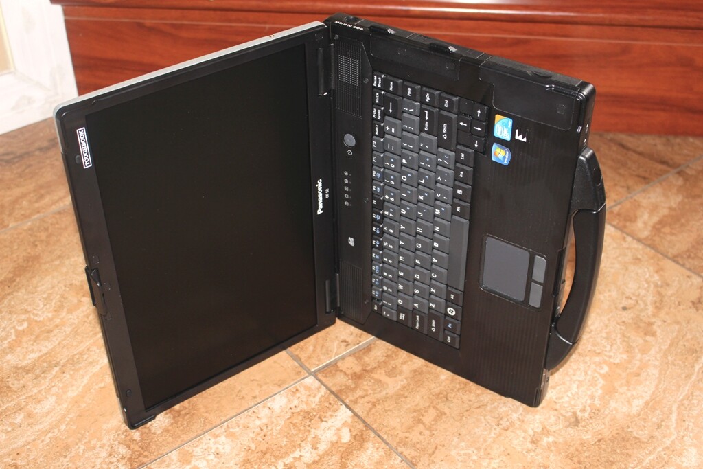 Panasonic CF-52 MK3 ATI @2.50GHz✔️NEW 8GB✔️NEW 2TBSSHD✔.WIN10PRO64BIT✔