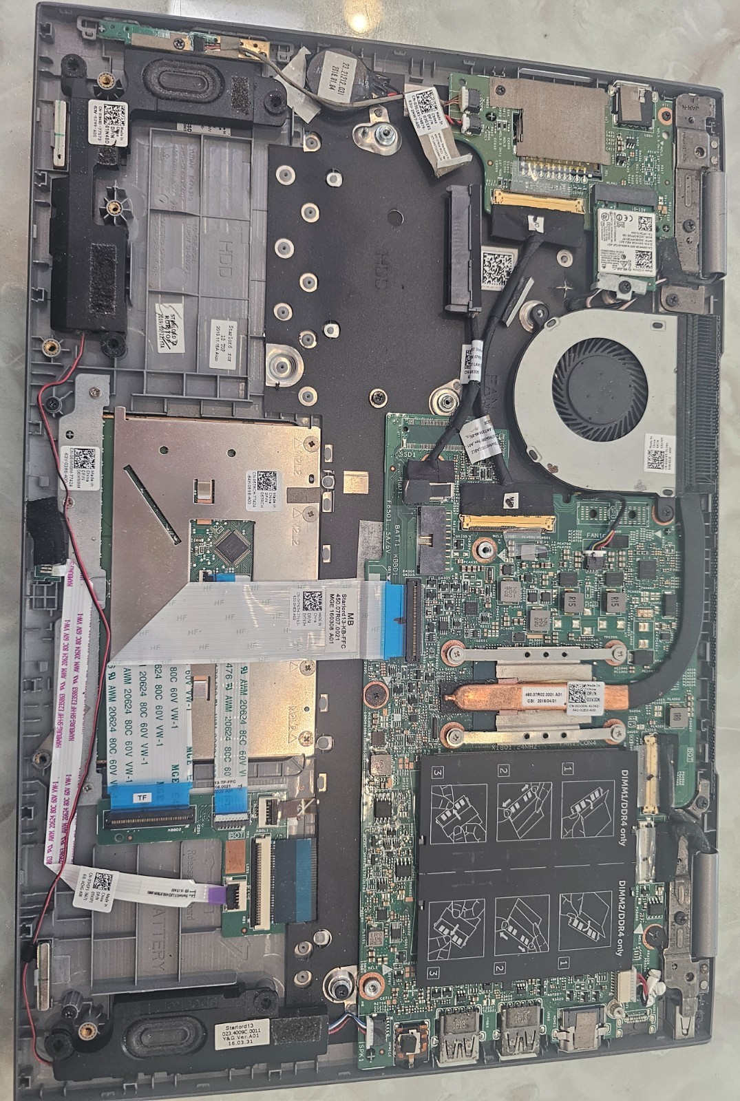Dell Inspiron 13 5368 2-in-1 NO RAM/SSD /HDD / No Battery