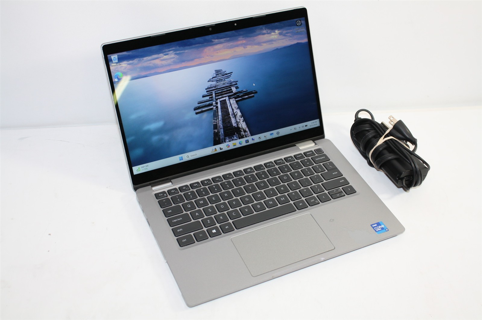 14″Dell Latitude 5320 i7-1185G7 3.00GHz RAM 16GB NVMe 256GB/Cosmetic issue
