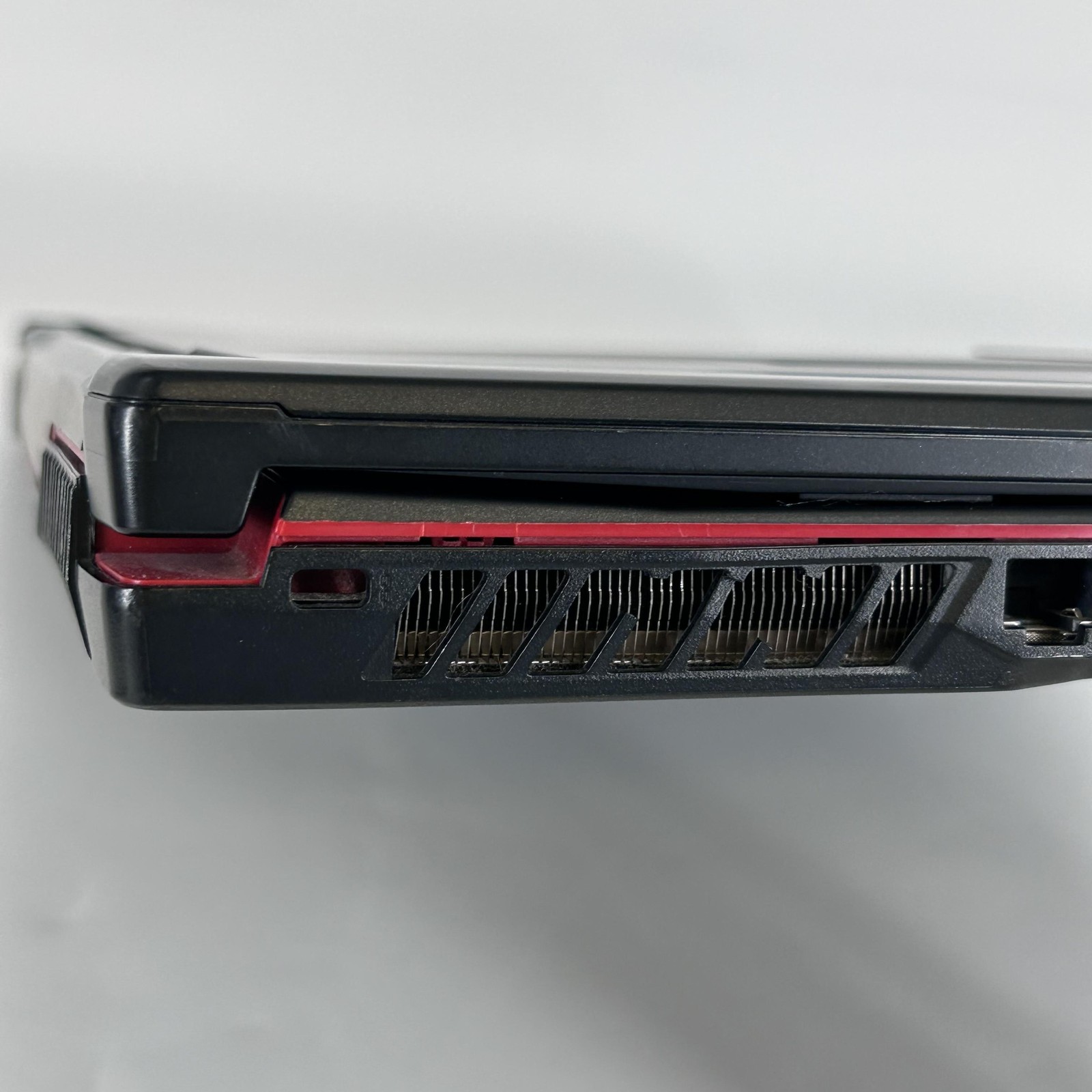 MSI Pulse GL73 16 FHD i7-8750H 2.20GHz 16GB 128GB SSD/1TB HDD GTX 1050 Ti Good