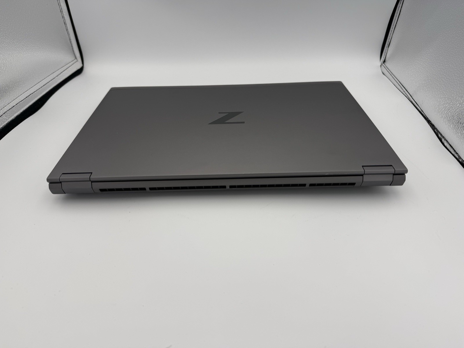 HP ZBook Fury 15.6” G8 WS – i7-11800H | 32GB RAM | 1TB SSD