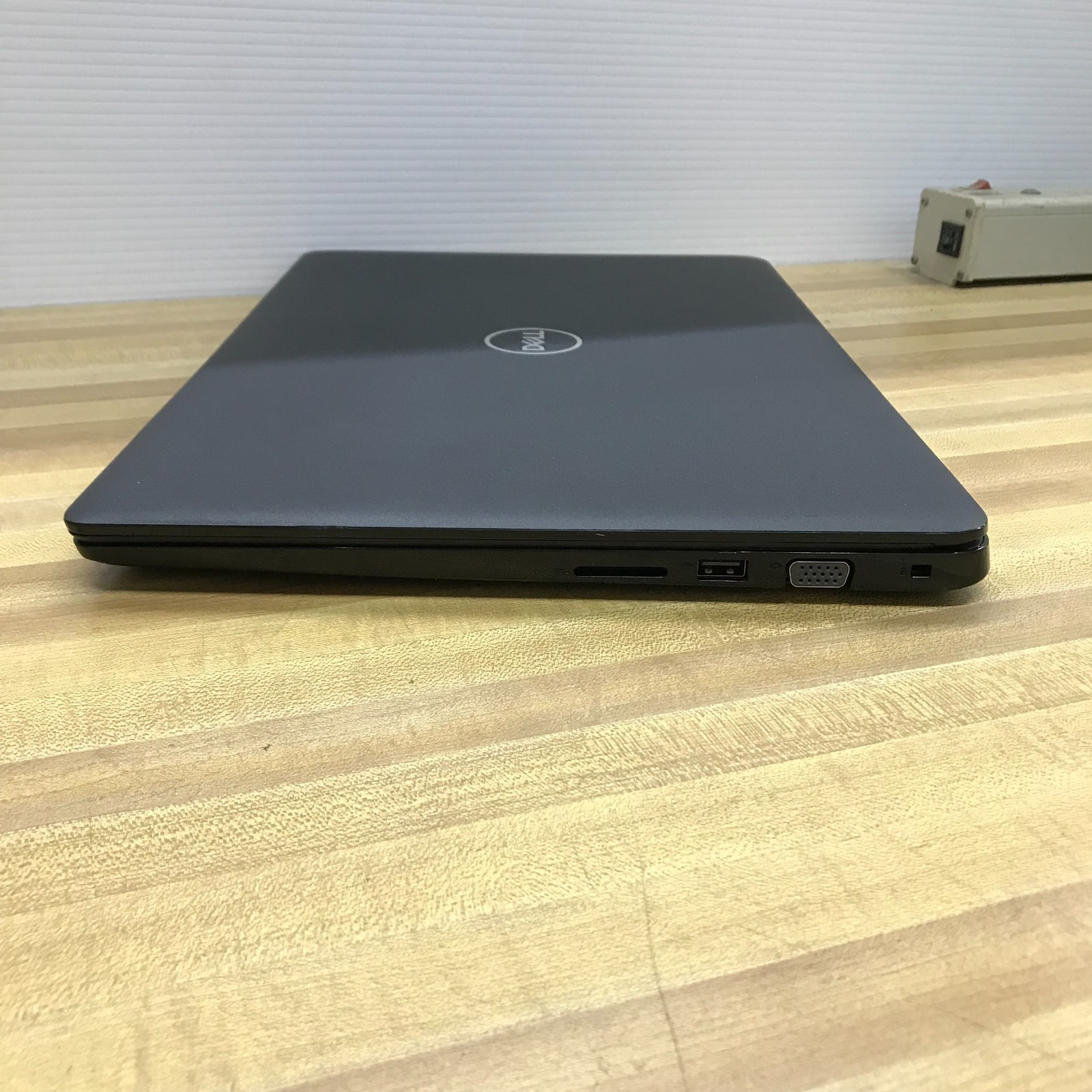 Dell Latitude 3500 15.6″ i5-8265u 1.6GHz 8GB RAM 256GB M.2 SSD (Windows 11 Pro)