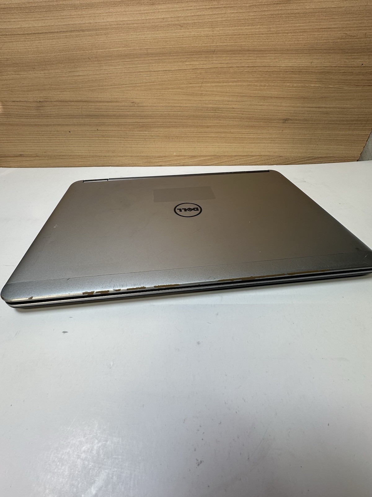 DELL Latitude E7240 i7-4600U 8GB NO SSD NO BATTERY NO POWER SUPPLY (UNTESTED)