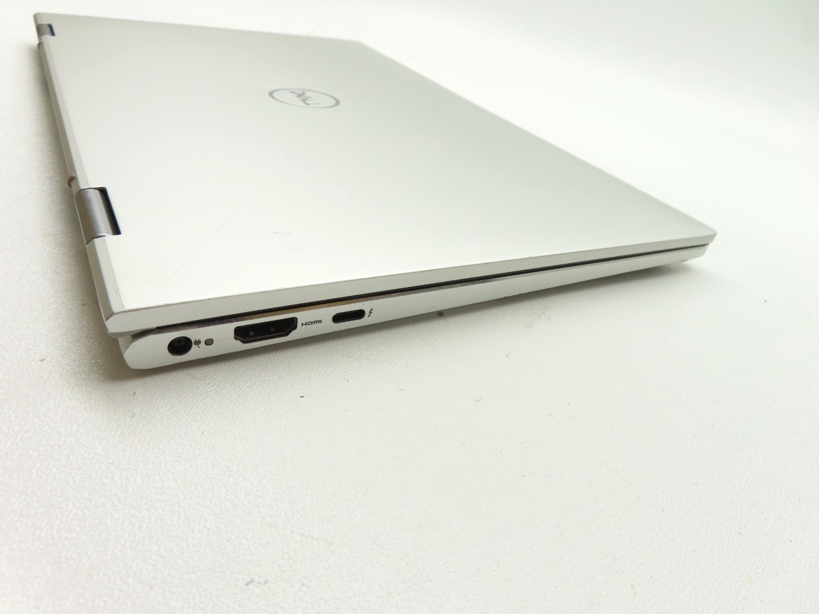 Dell Inspiron 7306 2-in-1 13.3″ Intel i5-1135G7 2.4GHz 8GB RAM 512GB SSD