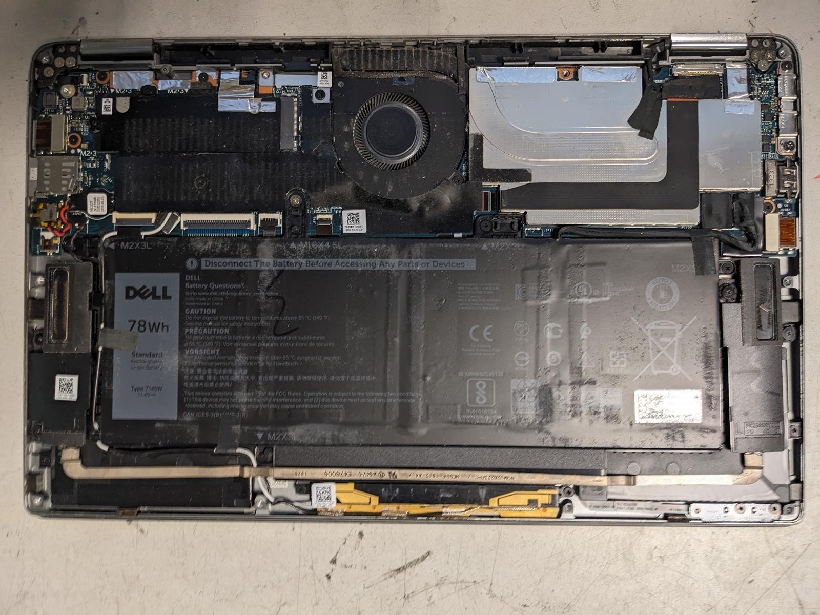 DELL LATITUDE 7400 2-IN-1 i5-8365U @ 1.60GHz, 16GB RAM, NO HDD/OS – (FOR PARTS)