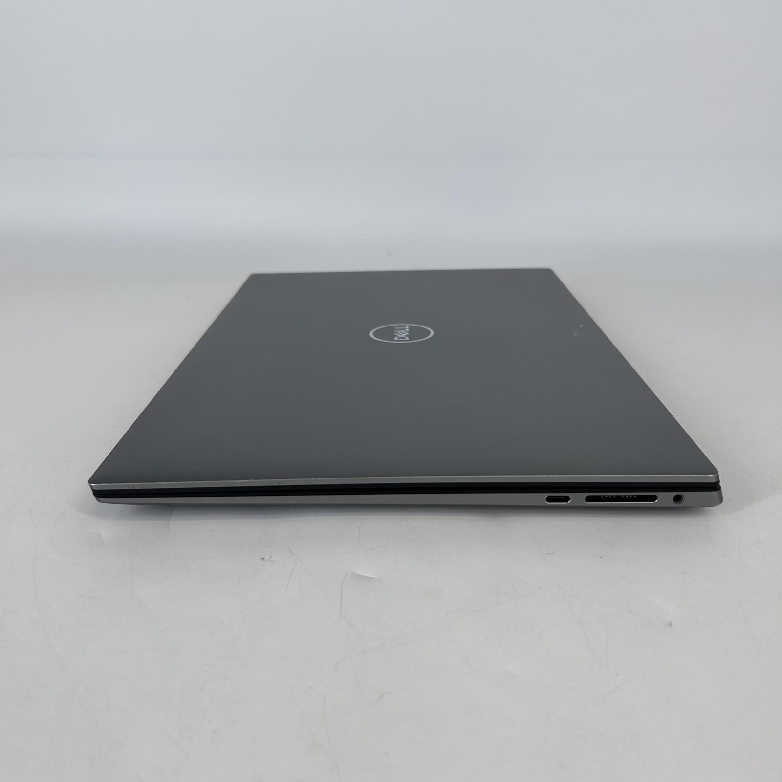 Dell Precision 5570 15 Gray FHD+ 2.4 GHz i7-12800H 16GB 512GB SSD RTX A1000 Good