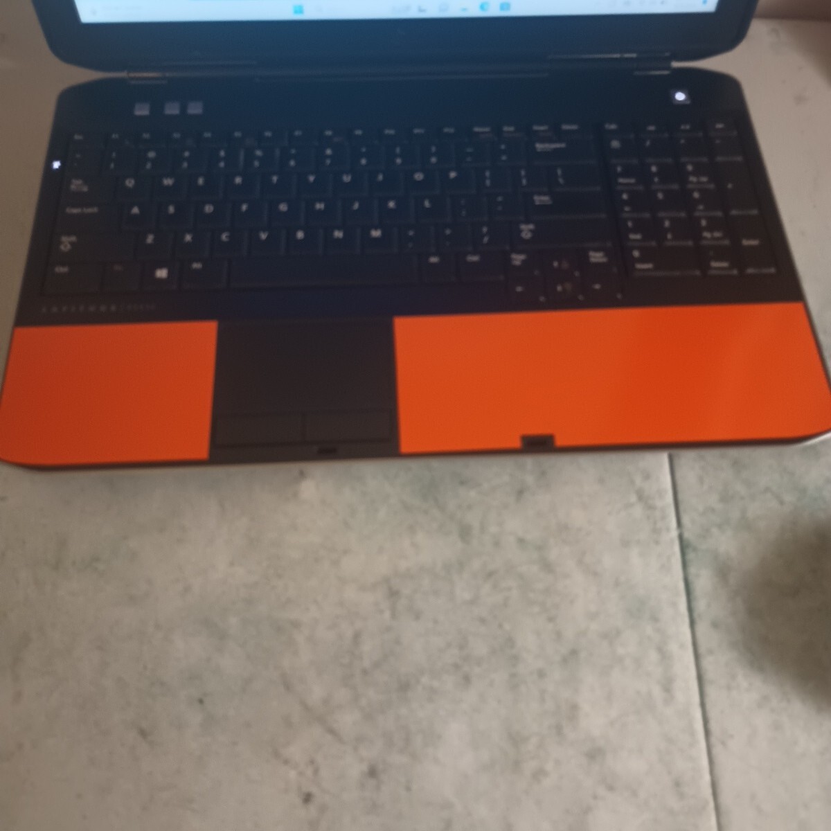 LIGHT GAMING ORANGE DELL i5 3.10GHz,8GB,320G,DVDRW,CAM,HDMI,BLUETOOTH,WIN11