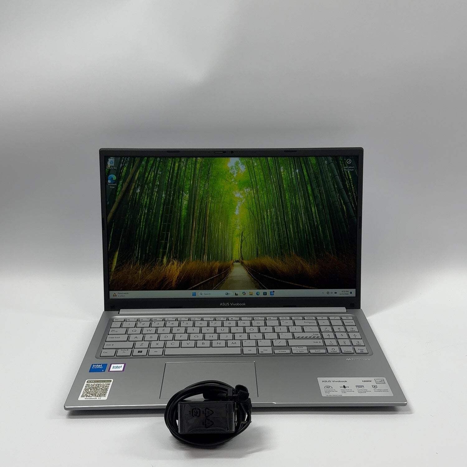 Asus Vivobook 15 F1504V 15.6″ Core 5 120U 1.4GHz 16GB RAM 512GB SSD