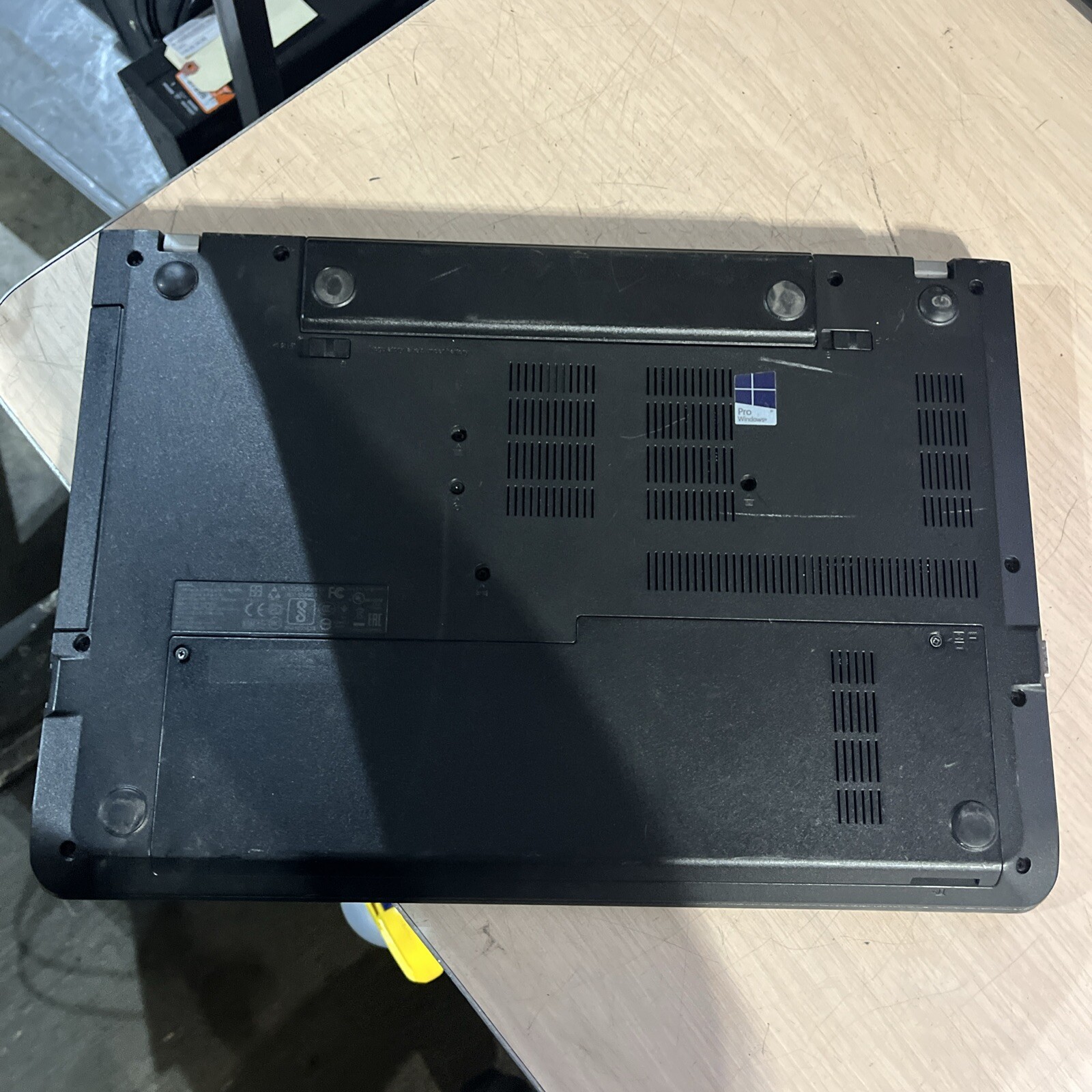 LENOVO THINKPAD E570 INTEL CORE I5-7200U 2.50GHZ 8GB RAM NO HD
