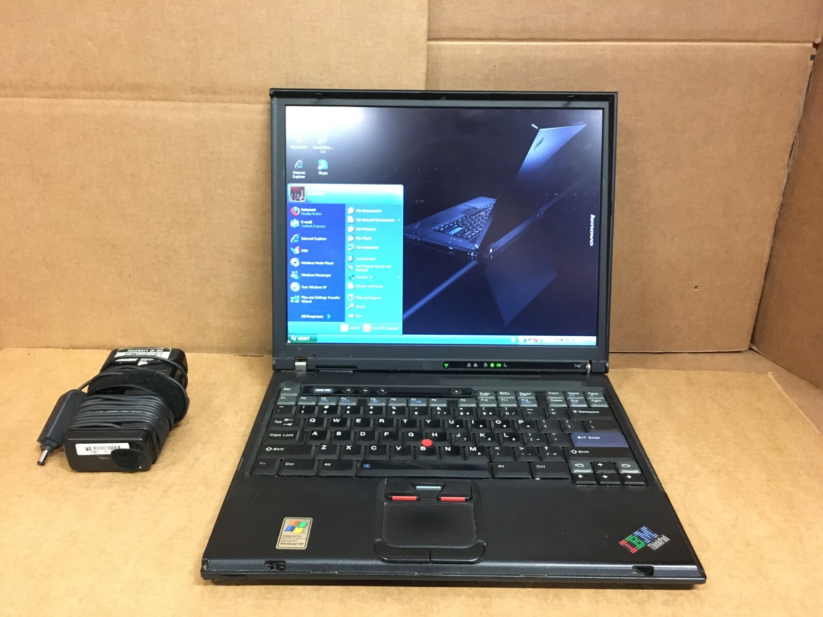 IBM THINKPAD T40 1.50GHz 1GB 40GB HDD WINDOWS XP ATI RADEON 7500TYPE 2373