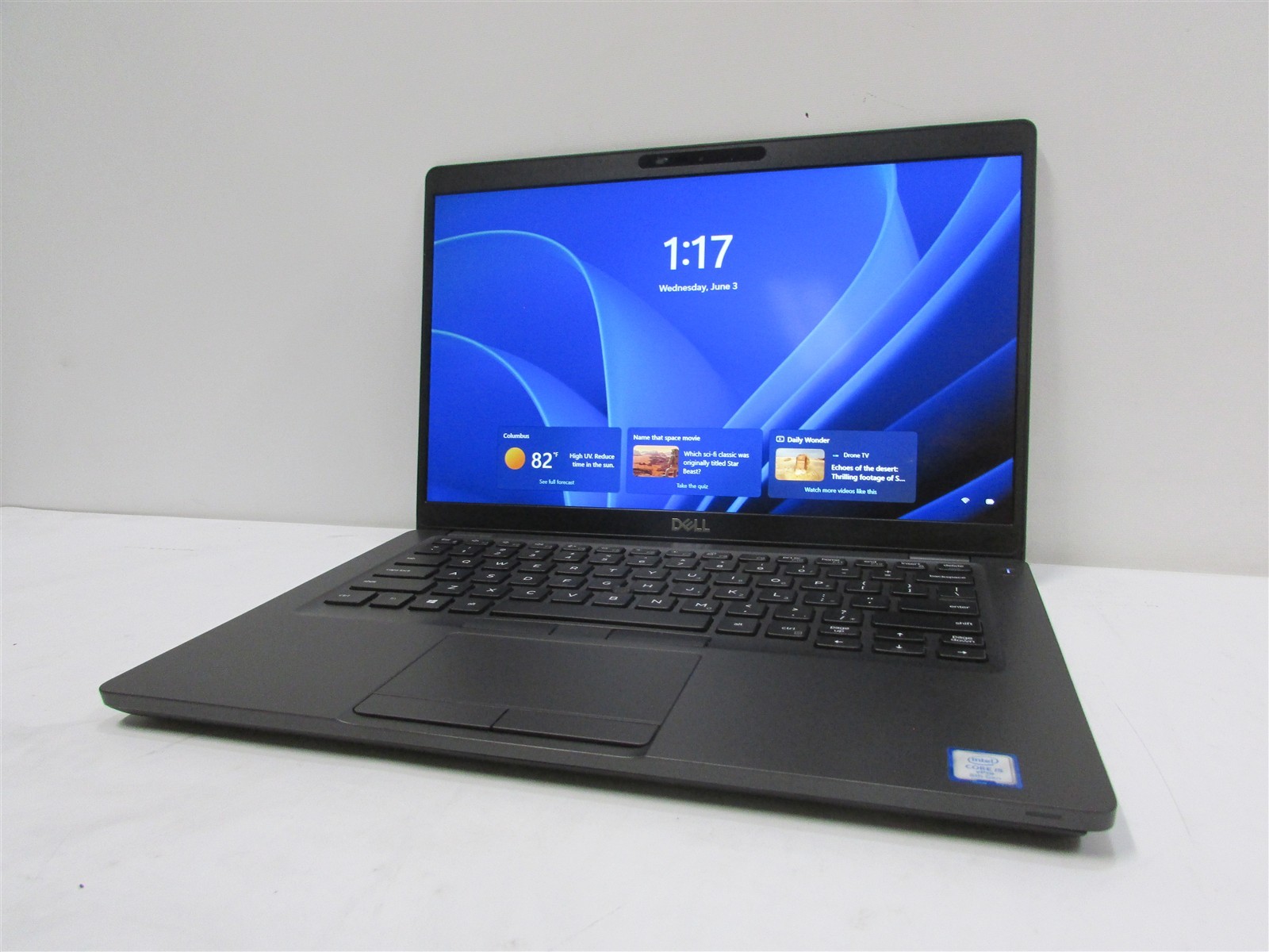 Dell Latitude 5400 i5-8365U 1.6GHz 8GB RAM 256GB m.2 14″ Windows 11 Pro COSM DMG