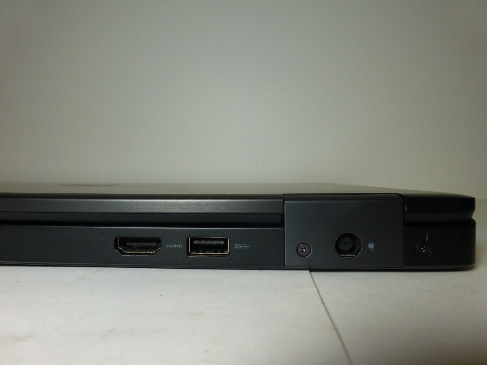 Dell Precision 3530 i7-8850H 2.6 GHz 256GB NVMe SSD, 16GB Laptop W11Pro RESTORED