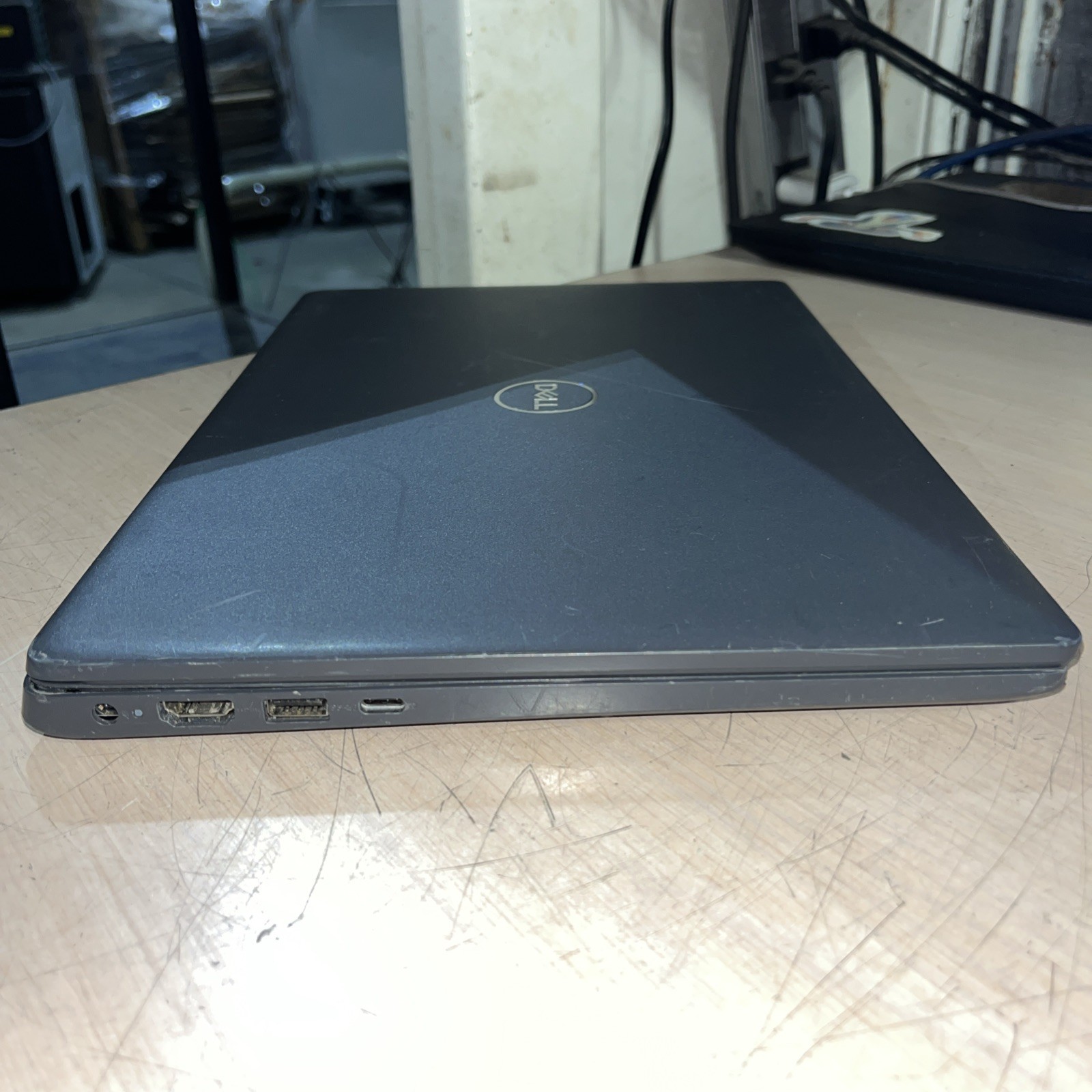 DELL LATITUDE 3410 INTEL CORE I5-10210U 4GB RAM NO HD ,