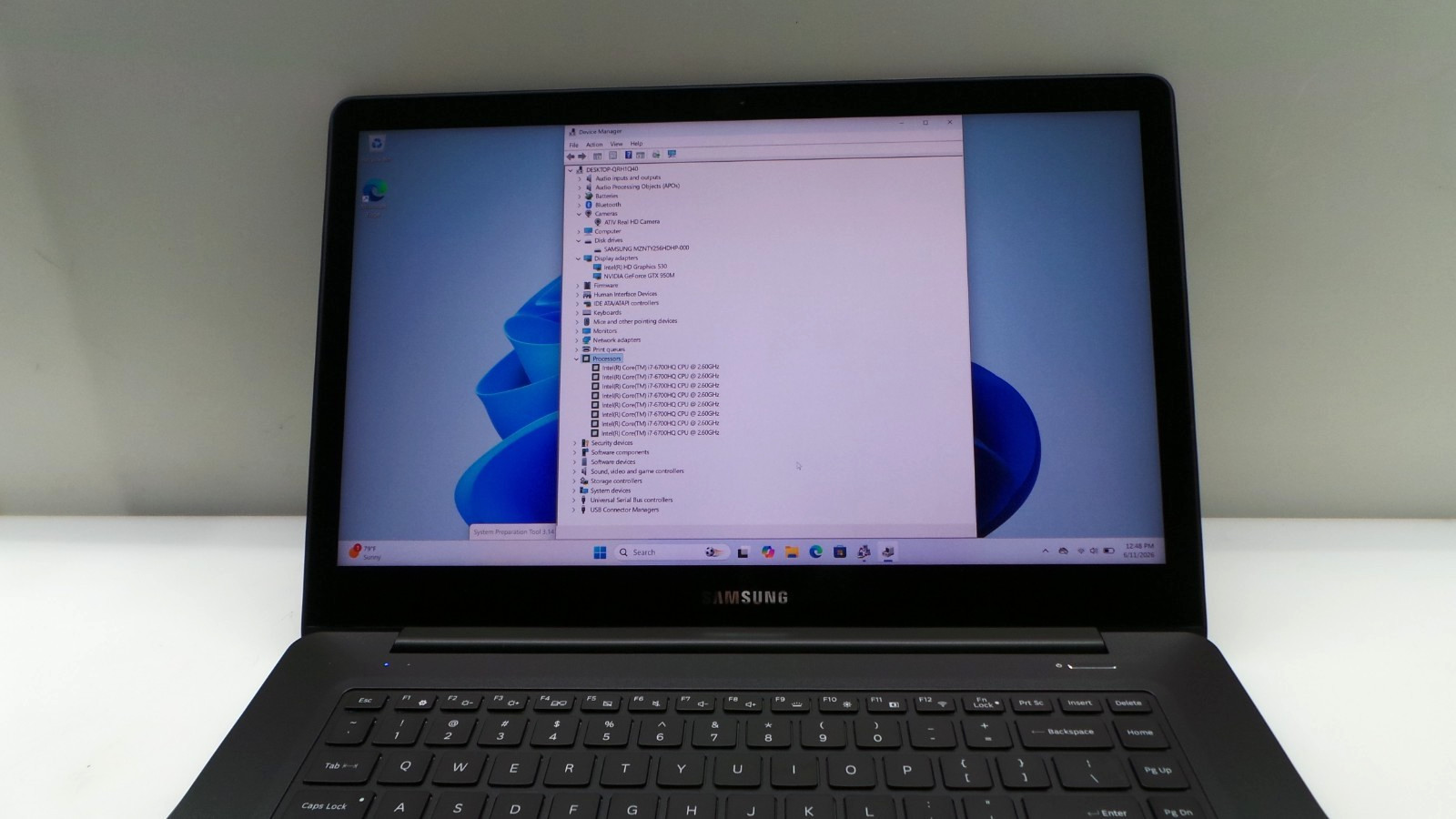 Samsung Notebook NP940Z5L | 15.6″ | i7-6700HQ | 8GB 256GB SSD | Touchscreen