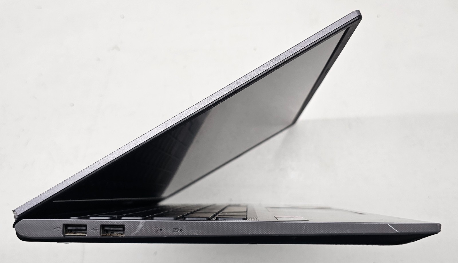 ASUS VivoBook F512DA 15.6″ Laptop AMD Ryzen 3 NO RAM/HD/OS/POWER (FL)