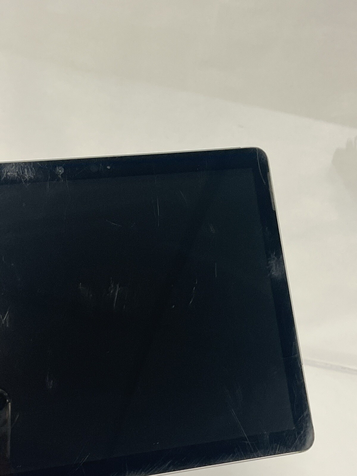 Microsoft 1926 Surface Go 2 10.5″ Pentium 4425Y @1.70Ghz 4GB Ram 64GB eMMc (5)