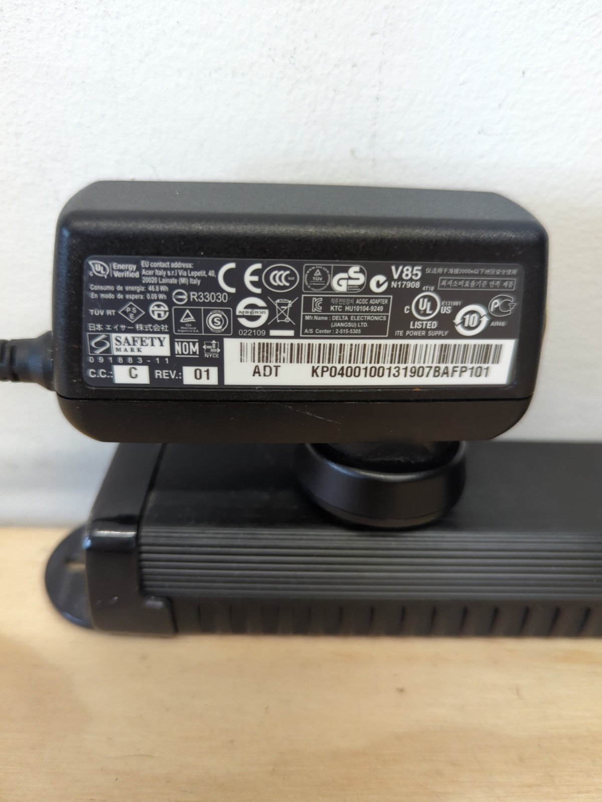 1019 – ACER Aspire V5-122P-0408 – TESTED/WORKING