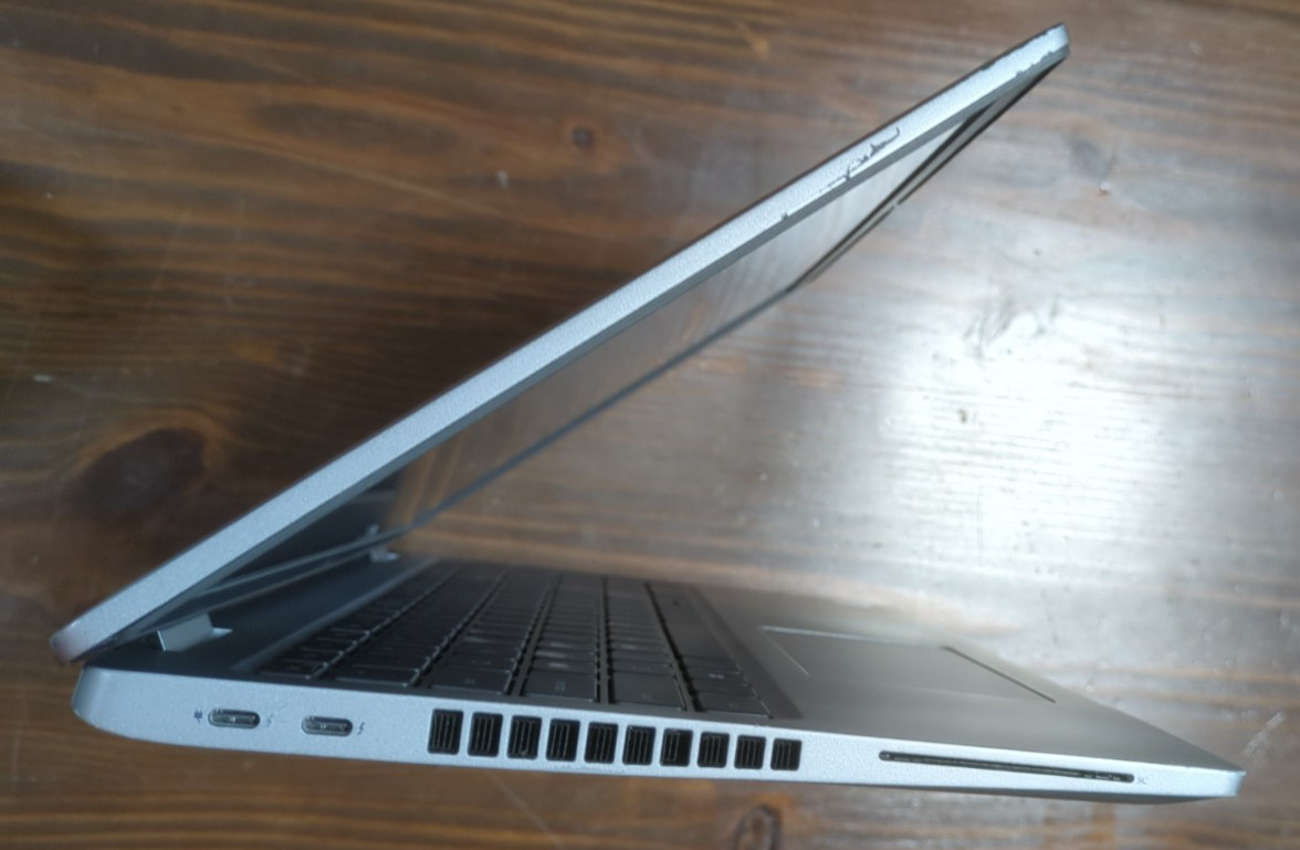 2021 Dell Precision 3560 Laptop 10th gen i5-1145g7 8gb RAM, no SSD, very clean!