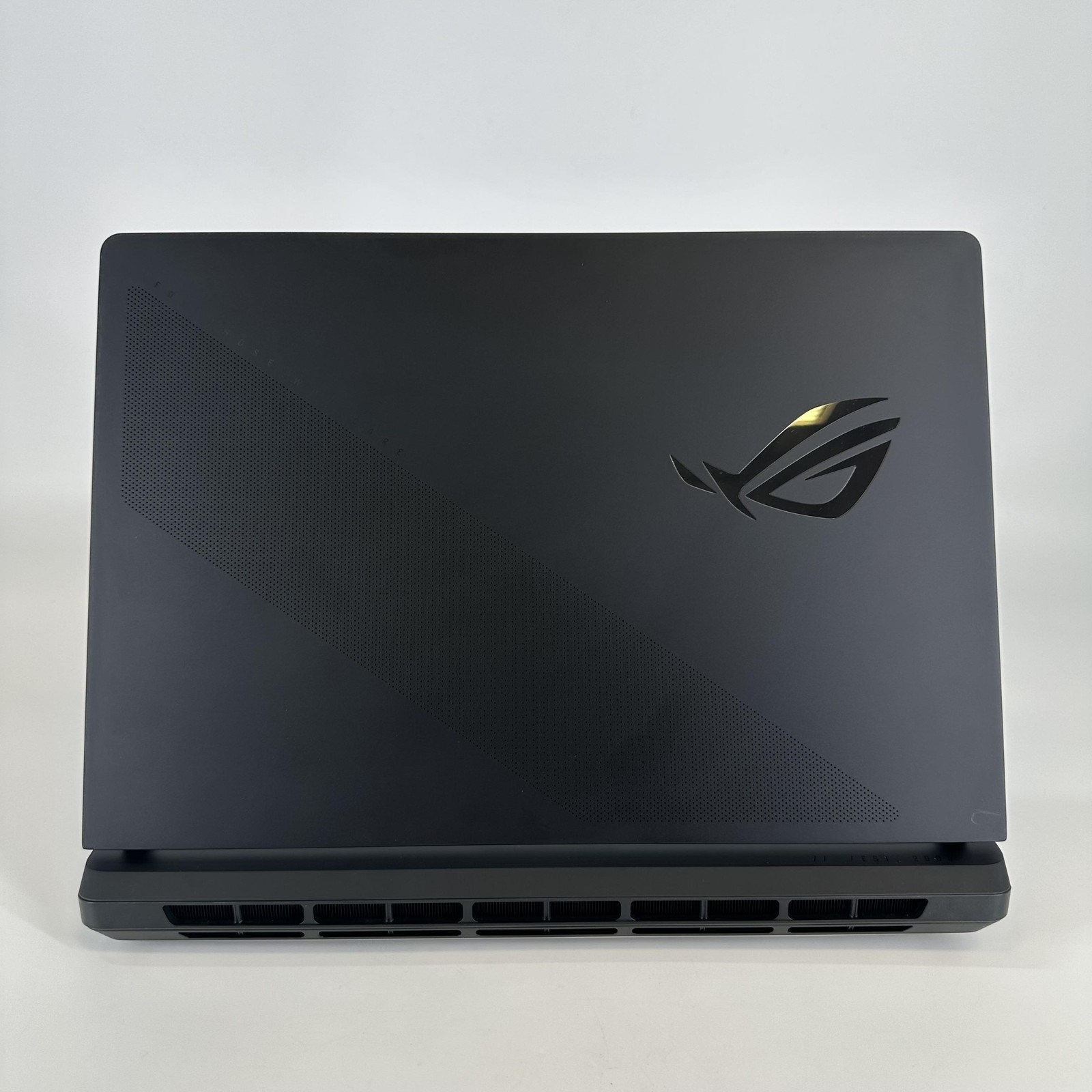 Asus ROG Strix Scar 16 G635 240Hz QHD+ 2.7GHz Ultra 9 275HX 32GB 2TB RTX 5090