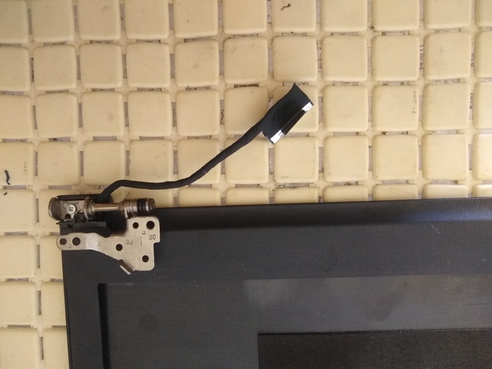 TOSHIBA C50-B COVER HINGES FRAME WEBCAM FLAT NO LCD