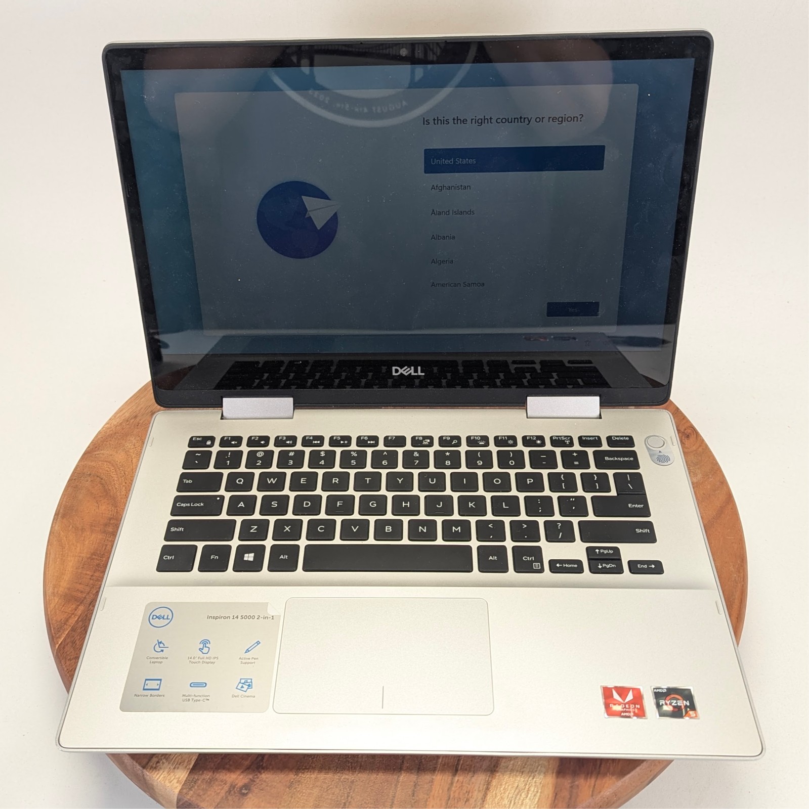 Dell Inspiron 2-in-1 14” Ryzen 5 3500U 8GB RAM 128GB SSD