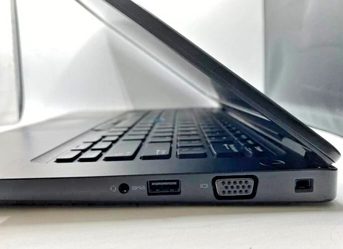 Dell Latitude 5480 14″ Laptop Intel Core i5-6300U 2.40GHz 8GB RAM 256GB SSD