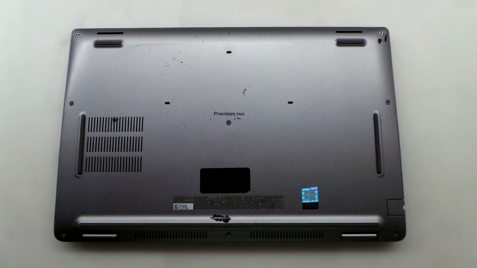 Dell Latitude 3560 15.6″ | i5-1145G7 2.60GHz | 16GB RAM 256GB NVMe | WIN 11 PRO